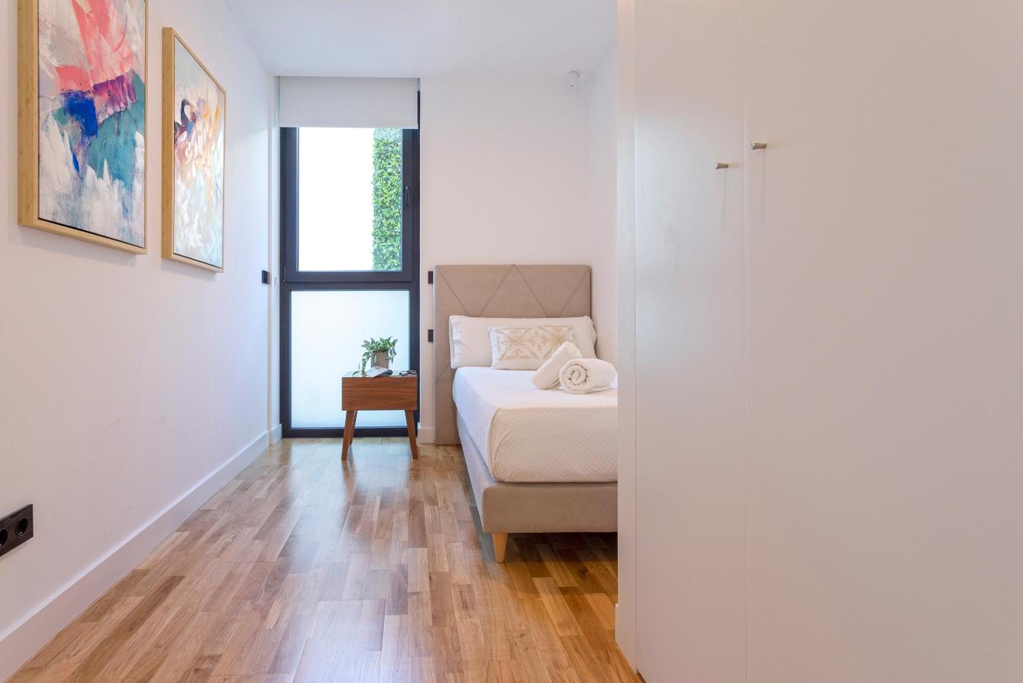 Malagueta Beach Front Luxury Apartment By Rent Me Málaga Exteriör bild